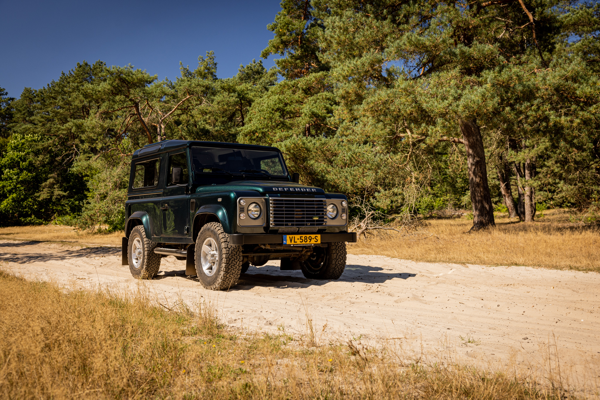 Auto bedrijf van der Zweerde uw Land en Range Rover specialist