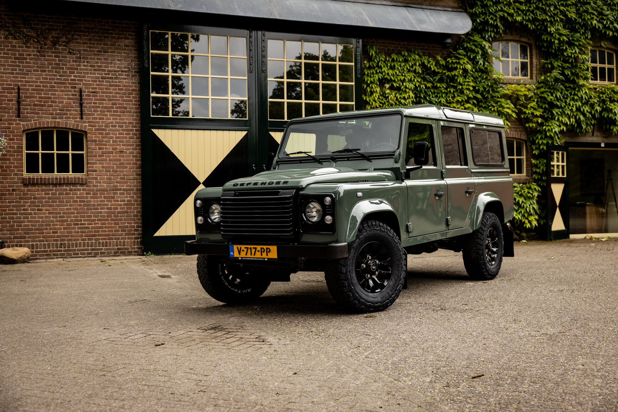 Auto bedrijf van der Zweerde uw Land en Range Rover specialist