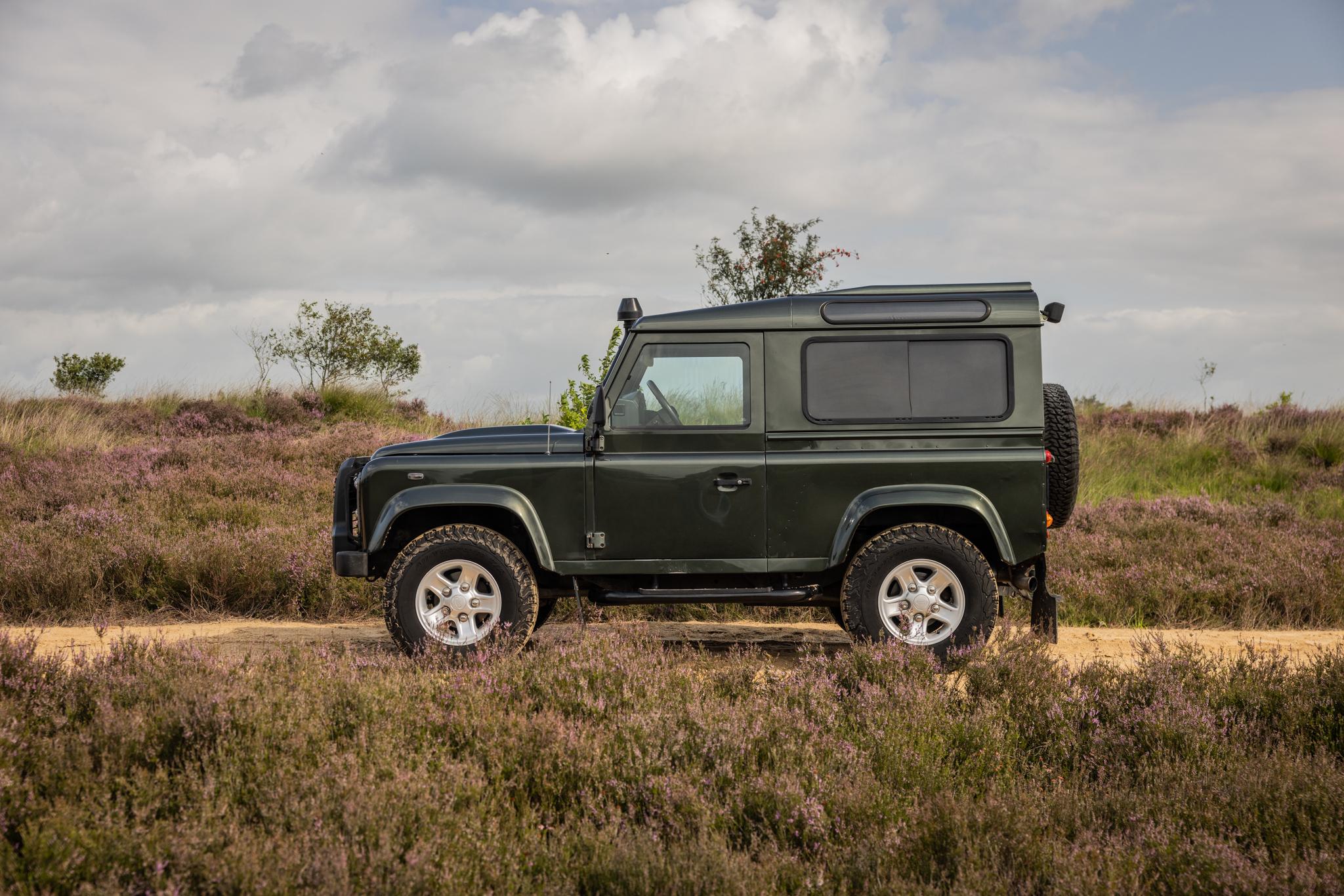 Auto bedrijf van der Zweerde uw Land en Range Rover specialist