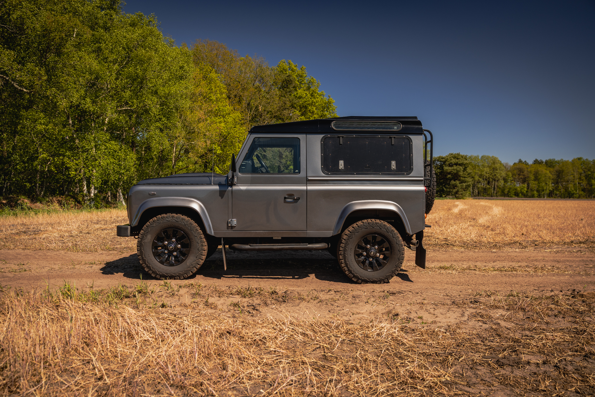 Auto bedrijf van der Zweerde uw Land en Range Rover specialist