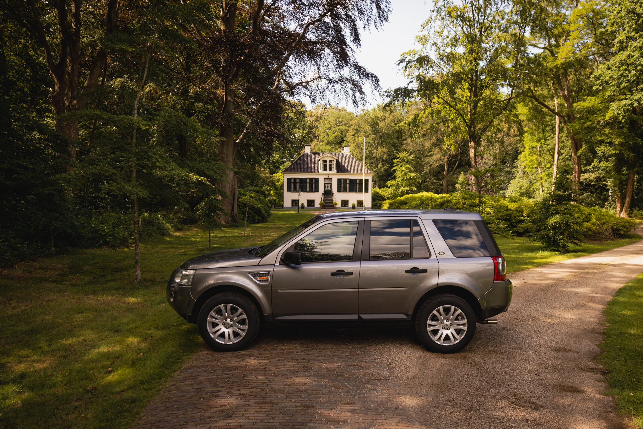Auto bedrijf van der Zweerde uw Land en Range Rover specialist